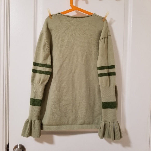 Sweater - Picture 2 of 5